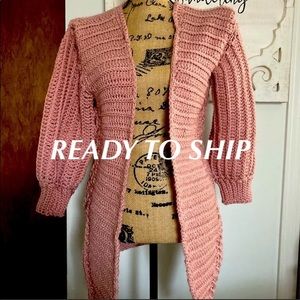 🎁❄️Handknit crochet M cabled cardigan